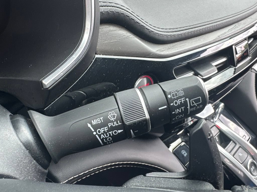Used 2023 Acura MDX SH-AWD w/ Advance Package image 39