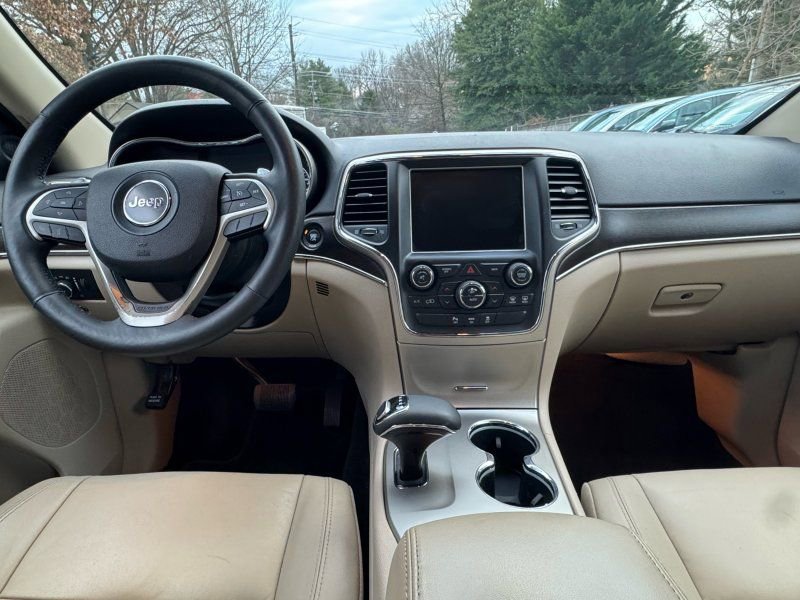 Used 2014 Jeep Grand Cherokee Limited image 11