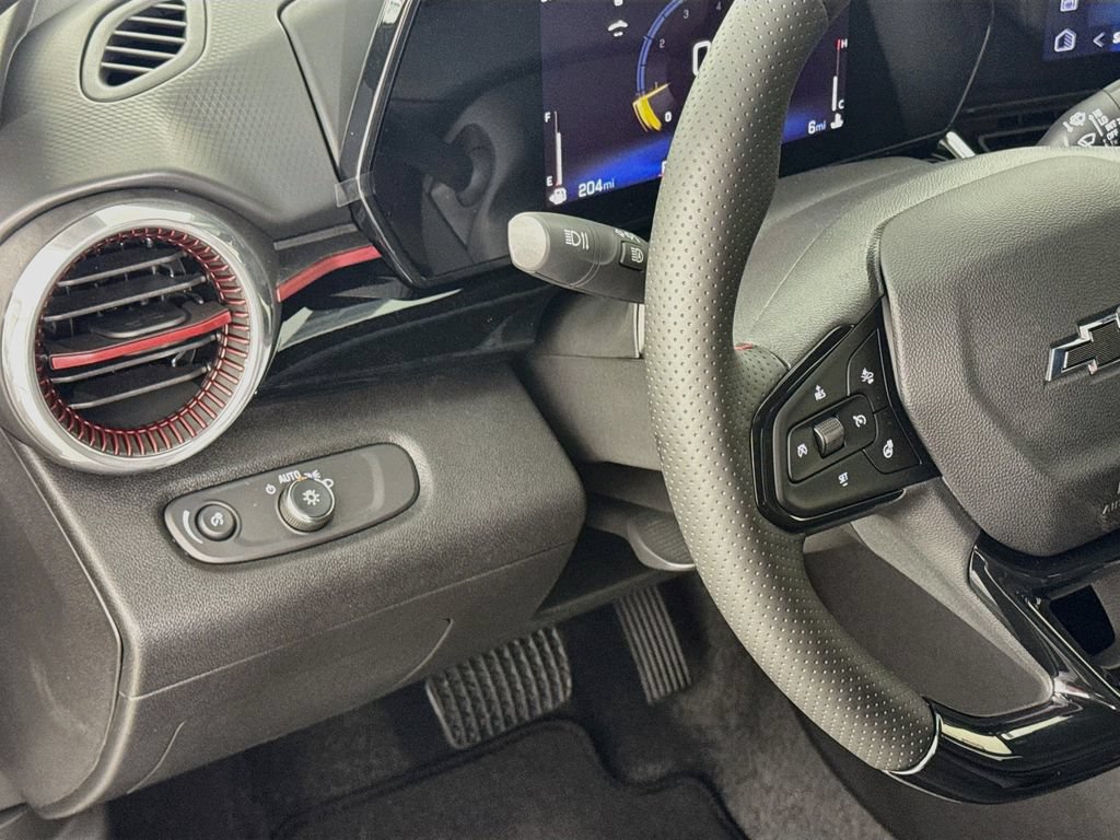 New 2026 Chevrolet Trax RS w/ Driver Confidence Package FWD image 11