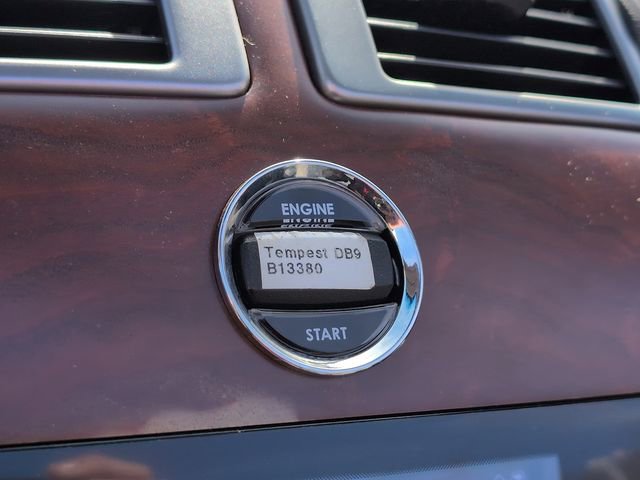 Used 2011 Aston Martin DB9 Volante image 23