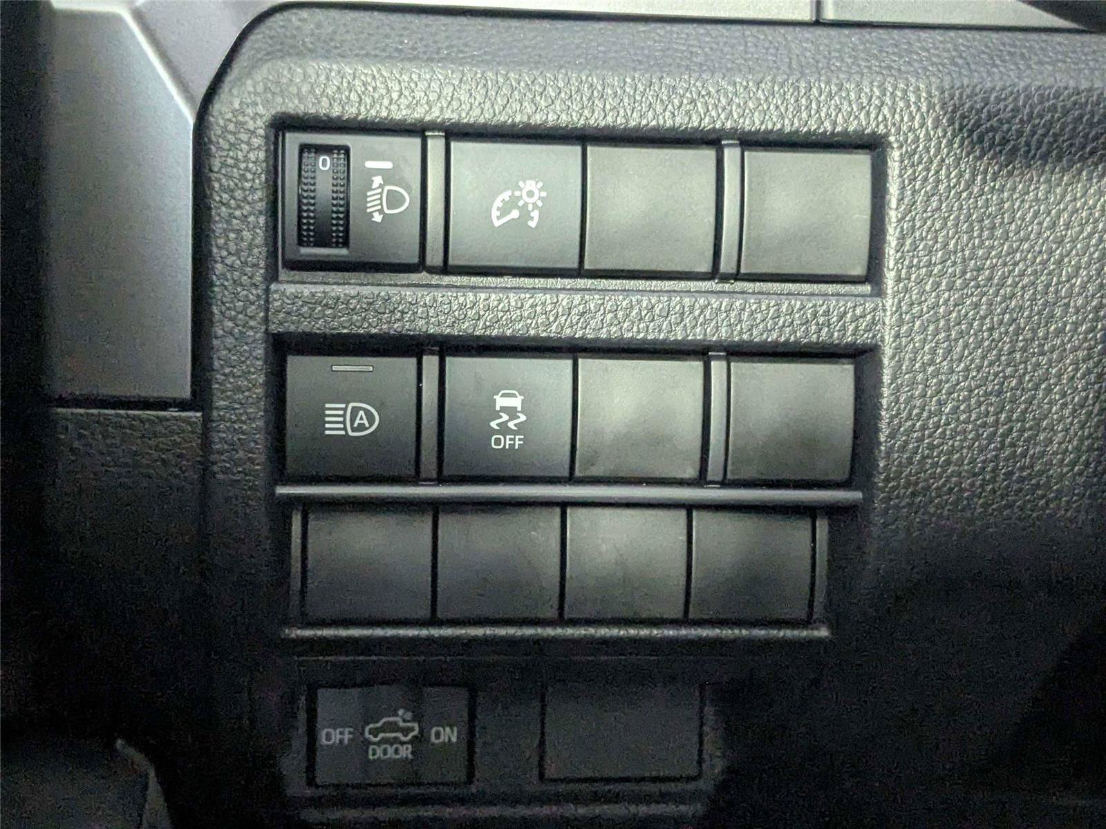 Certified 2026 Toyota Tacoma SR5 RWD image 15