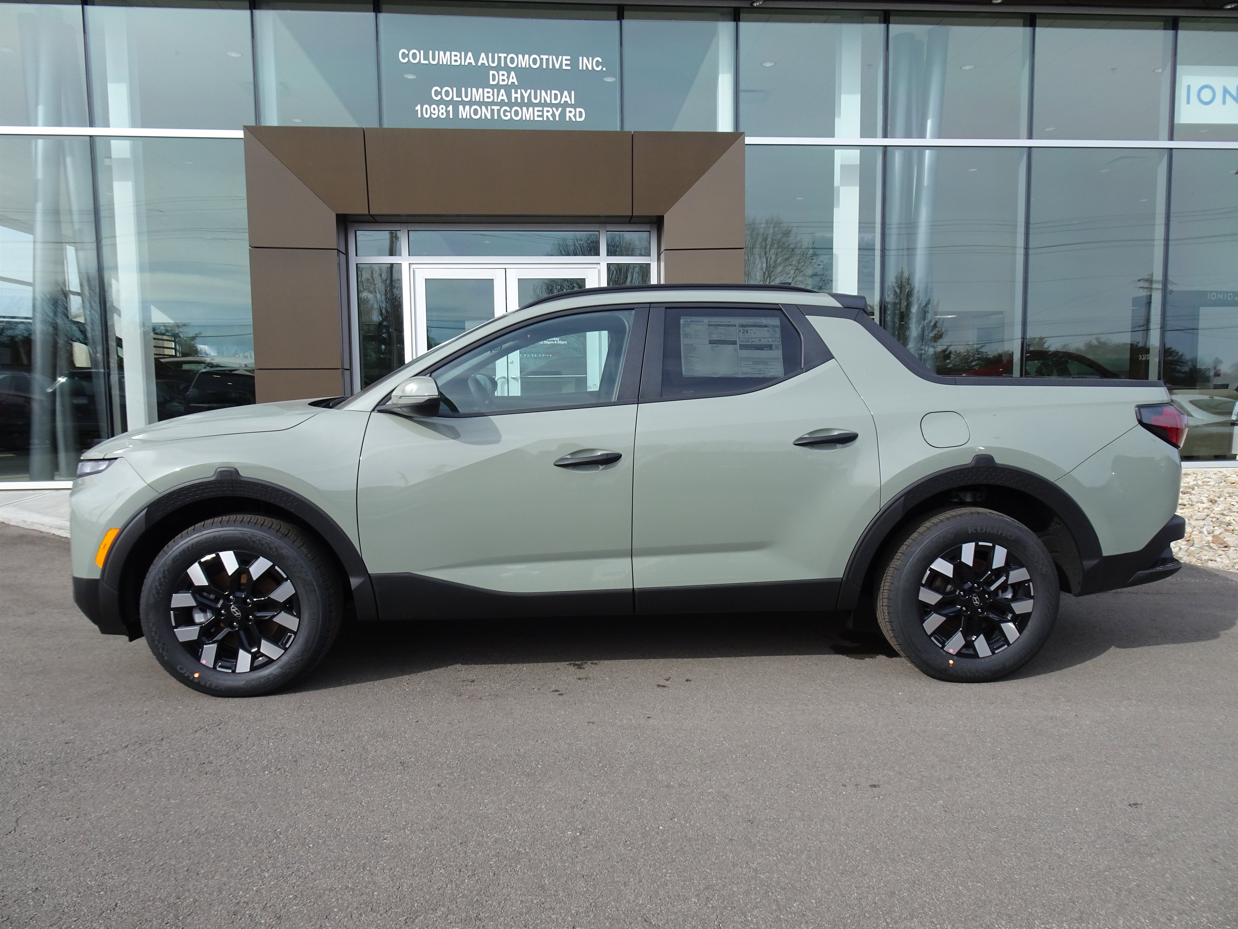 New 2026 Hyundai Santa Cruz SEL AWD/4WD image 2