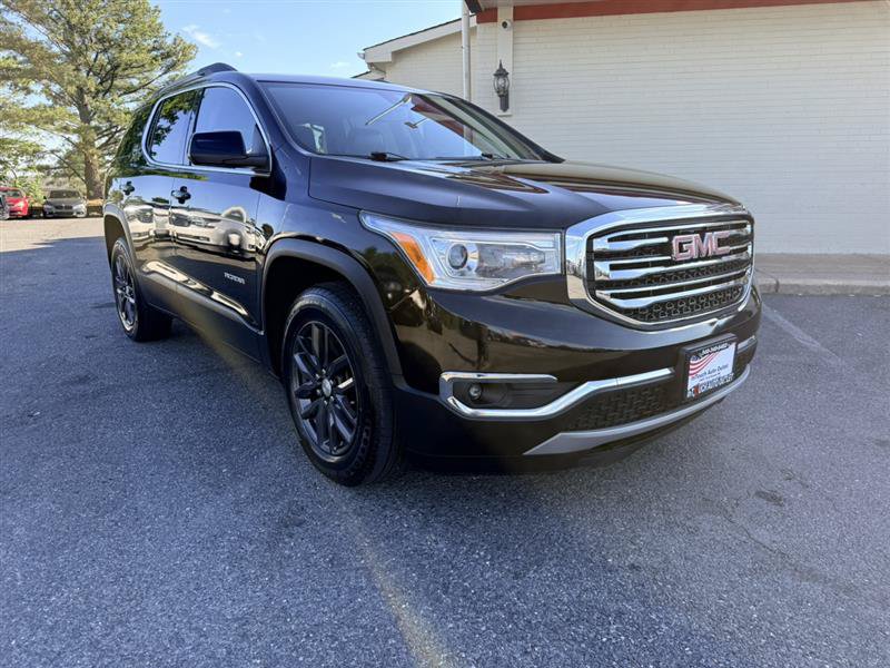 Used 2018 GMC Acadia SLT AWD/4WD image 3