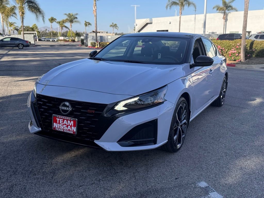 New 2026 Nissan Altima 2.5 SR FWD image 4