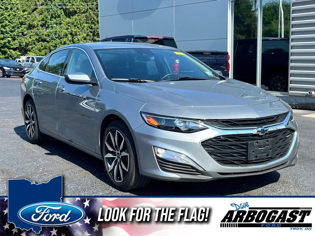 Used 2023 Chevrolet Malibu RS FWD image 1