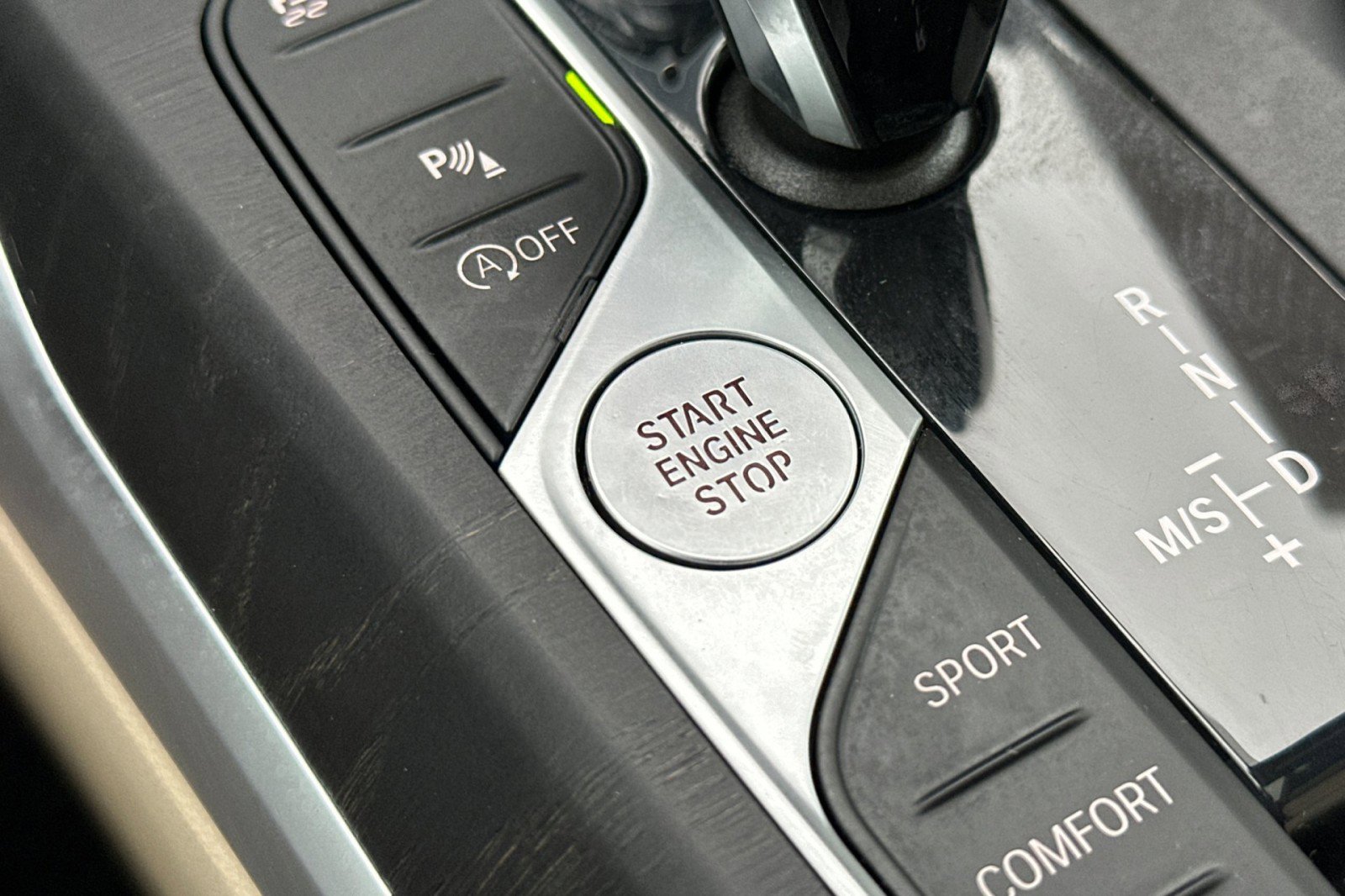 Used 2021 BMW 330i xDrive 330i xDrive w/ Premium Package image 22