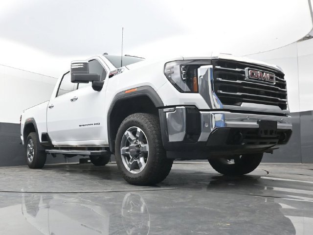 Used 2025 GMC Sierra 2500 SLT w/ SLT Convenience Package