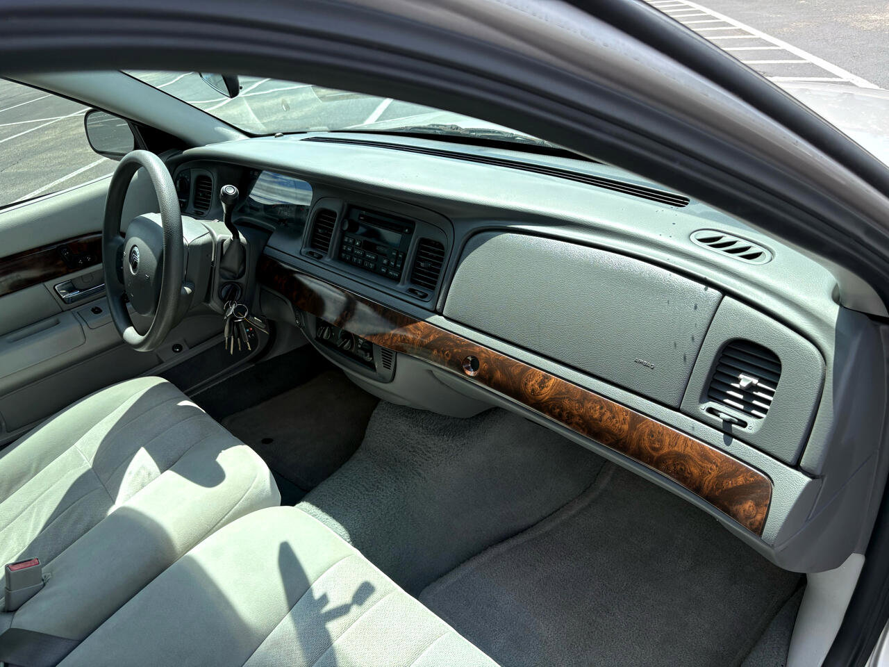 Used 2005 Mercury Grand Marquis GS image 16