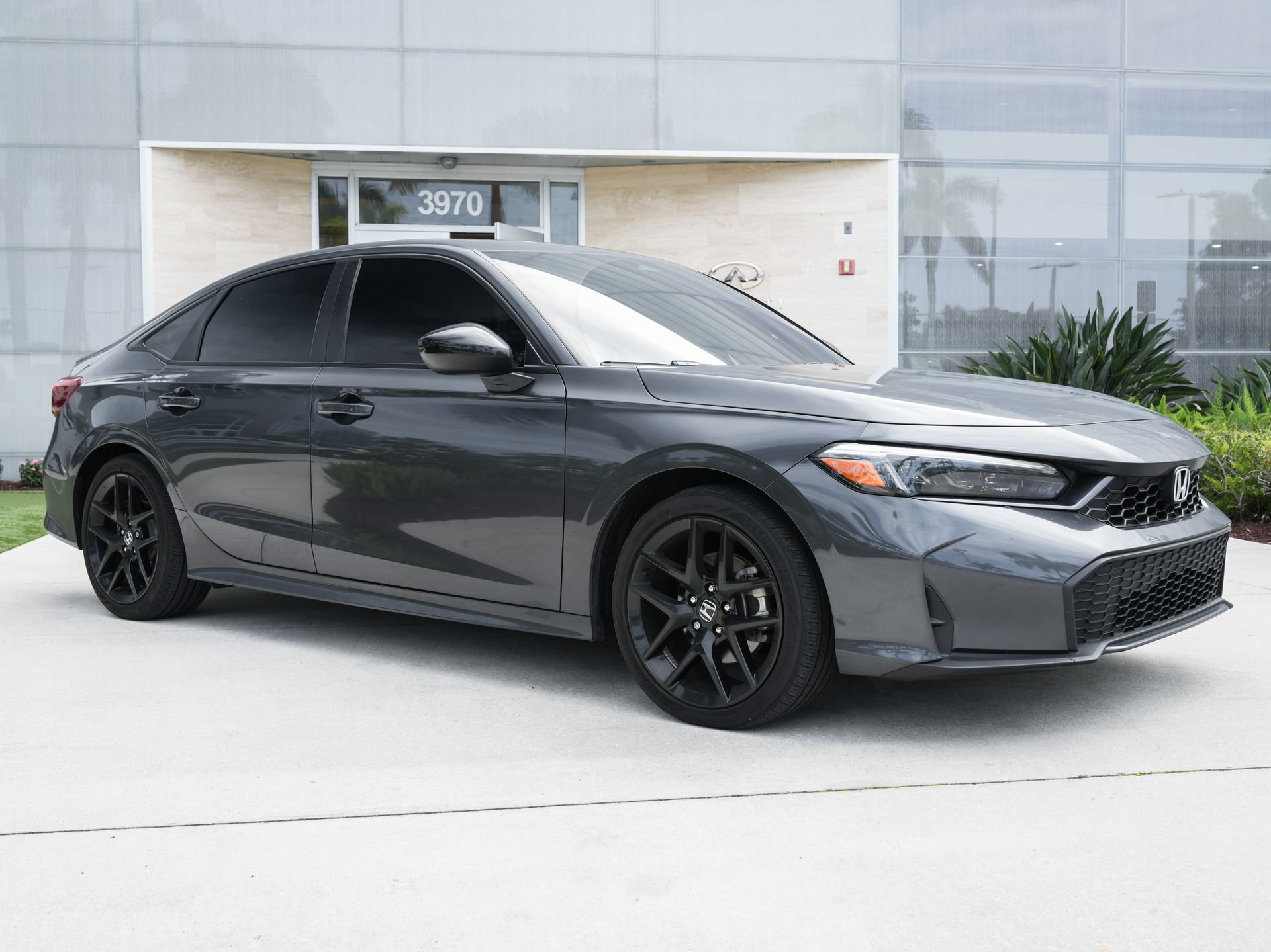 Used 2025 Honda Civic Sport image 4