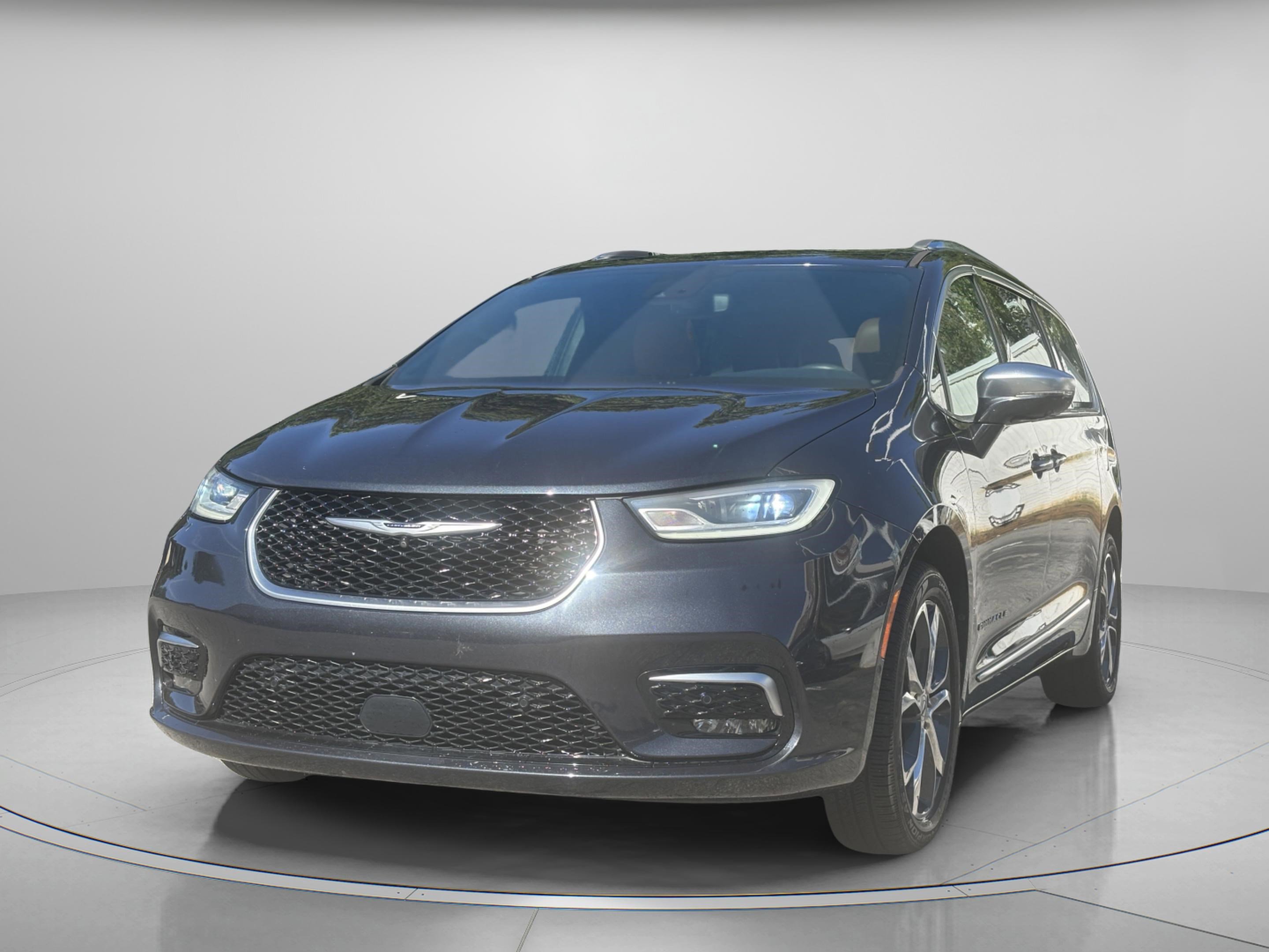 Used 2021 Chrysler Pacifica Pinnacle