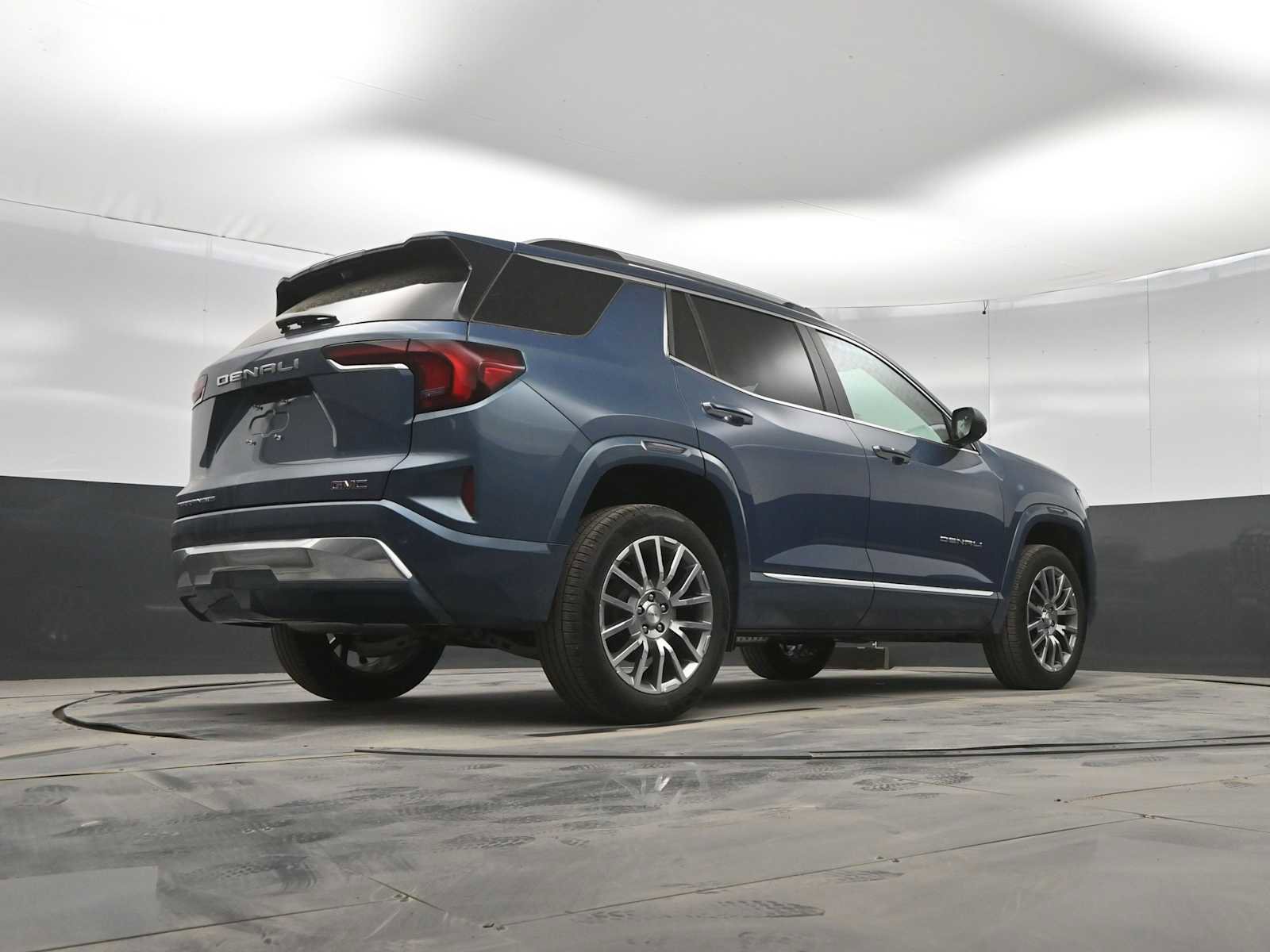New 2026 GMC Terrain Denali AWD/4WD image 37