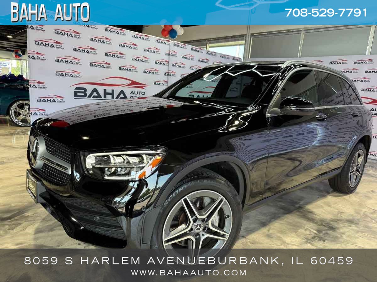 Used 2022 Mercedes-Benz GLC 300 4MATIC w/ AMG Line image 1