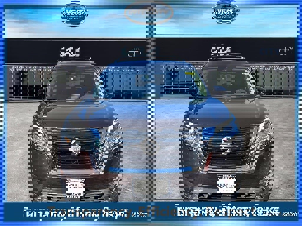 Used 2022 Nissan Pathfinder SL w/ Cargo Package image 2