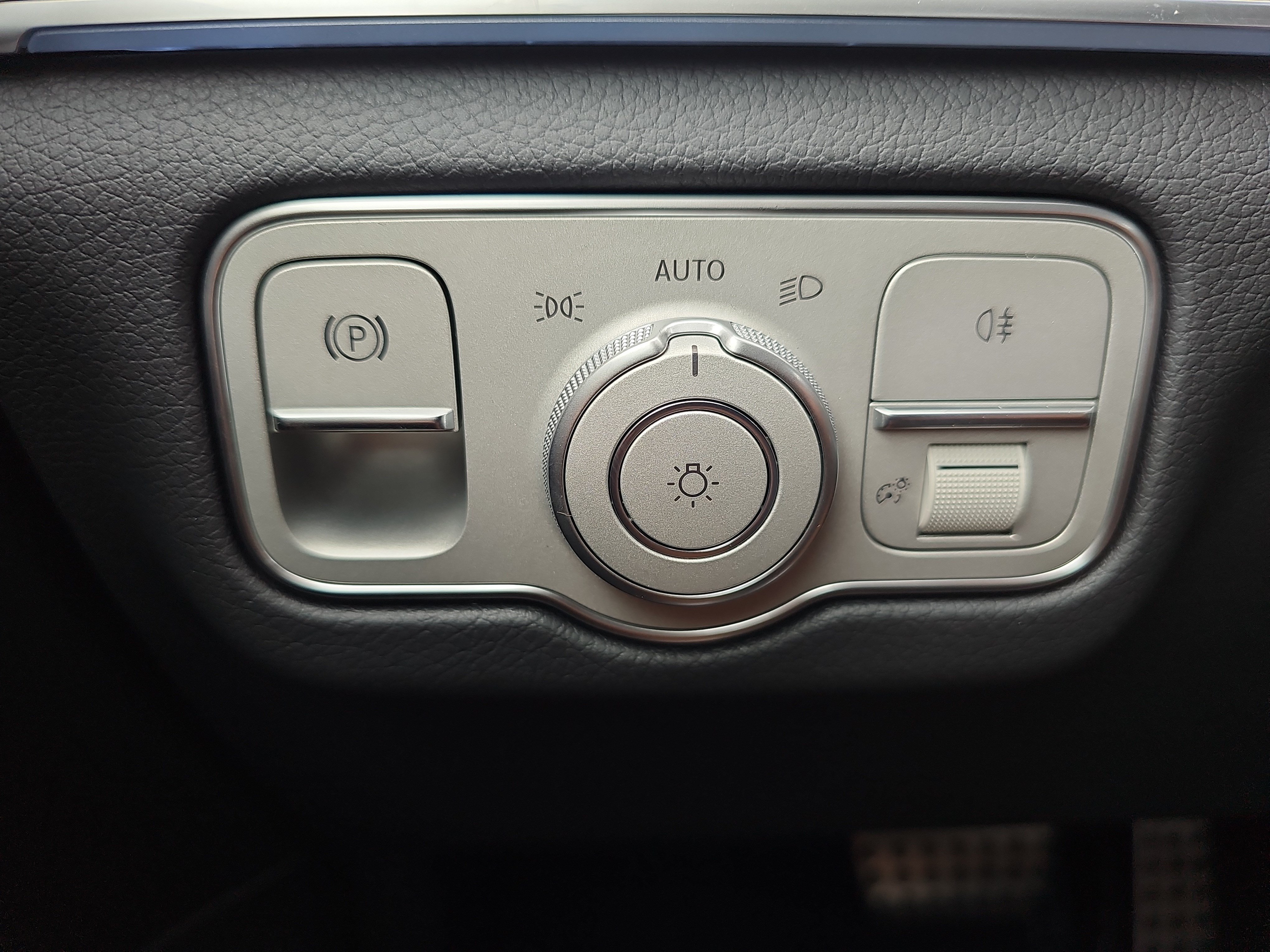 New 2026 Mercedes-Benz GLS 450 4MATIC image 26