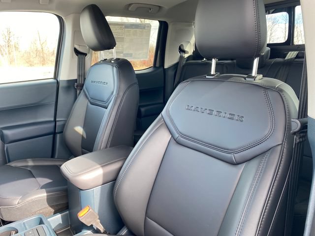 New 2026 Ford Maverick Lariat w/ Black Appearance Package AWD/4WD image 9