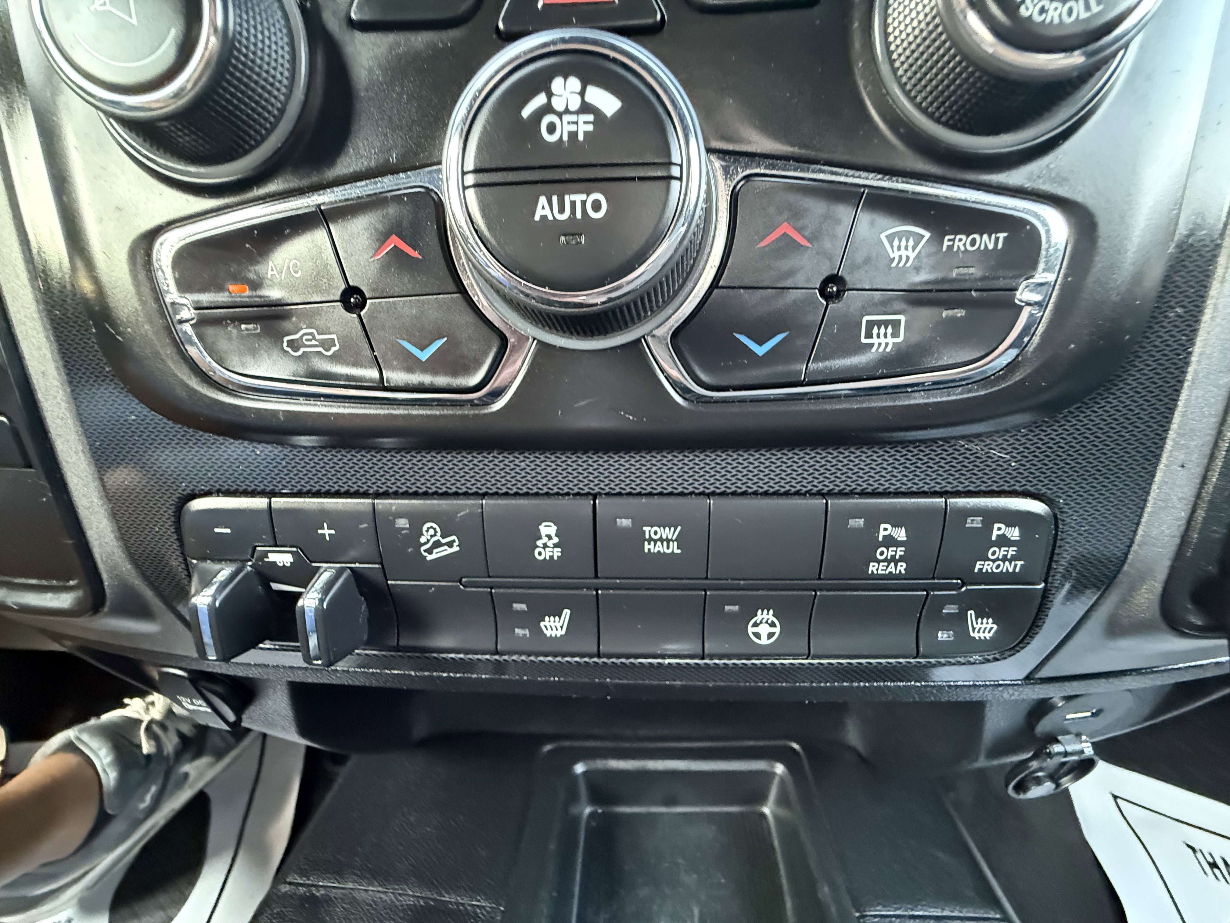 Used 2018 RAM 2500 Power Wagon w/ Luxury Group AWD/4WD image 33