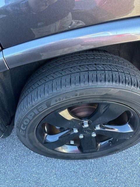 Used 2015 Jeep Grand Cherokee Altitude AWD/4WD image 39