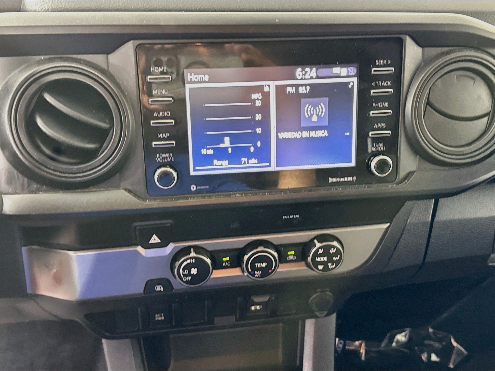 Used 2021 Toyota Tacoma SR RWD image 18