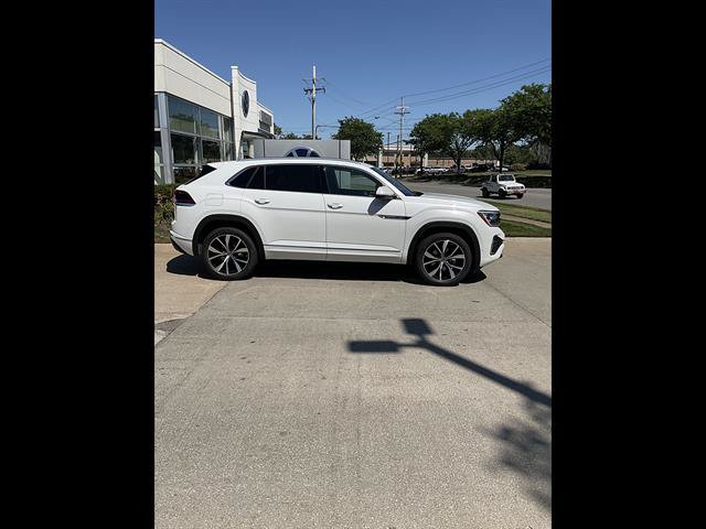 New 2026 Volkswagen Atlas Cross Sport SEL Premium R-Line AWD/4WD image 3
