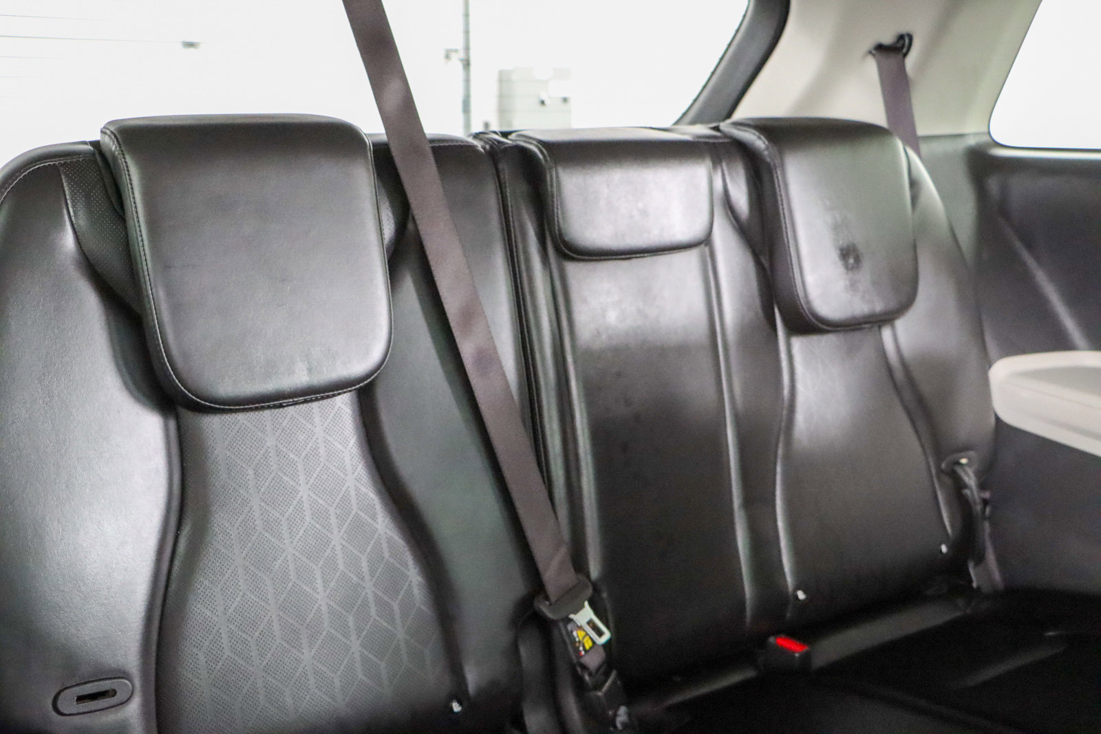 Used 2023 Kia Carnival LX FWD image 29