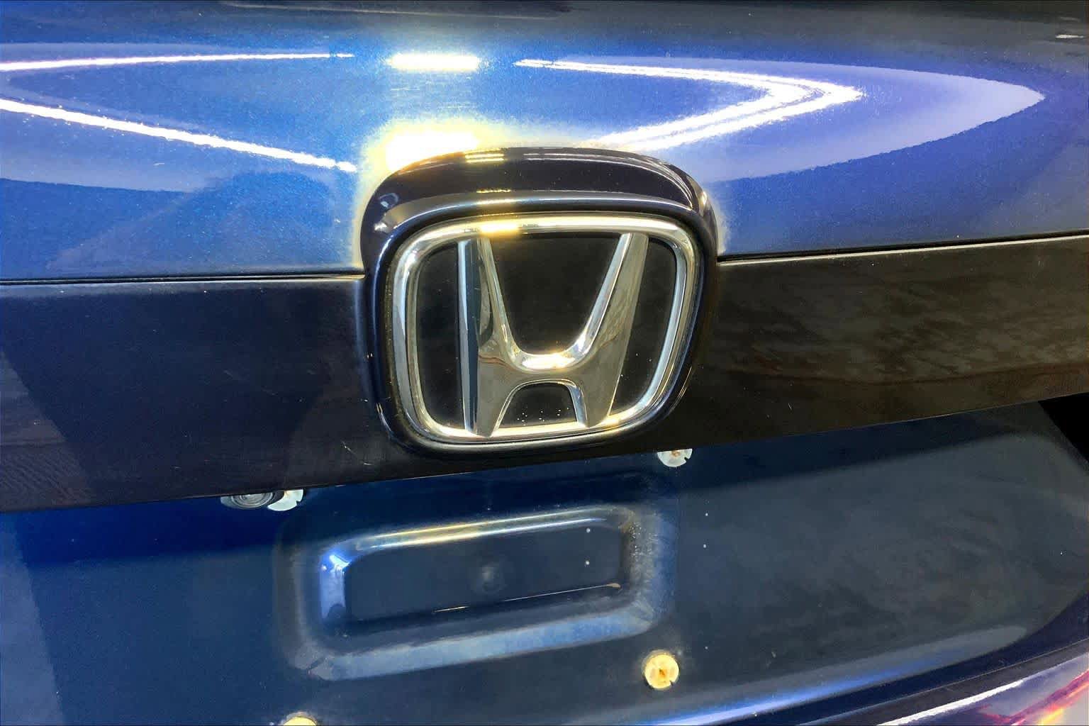 Used 2018 Honda Accord EX image 33