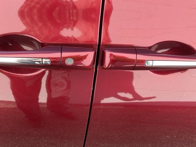 Used 2020 Chrysler Pacifica Touring-L image 20