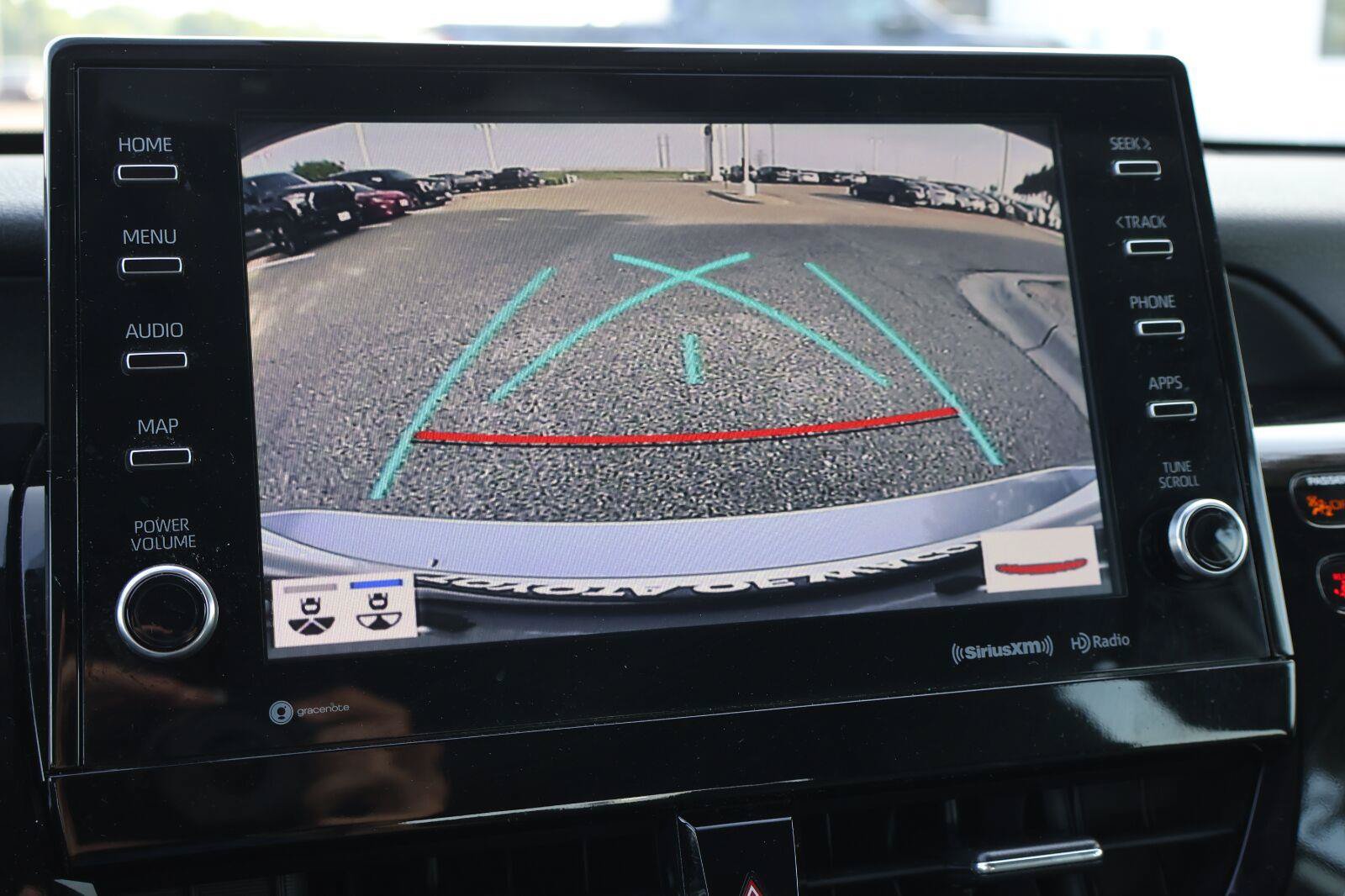 Used 2022 Toyota Camry XSE FWD image 31
