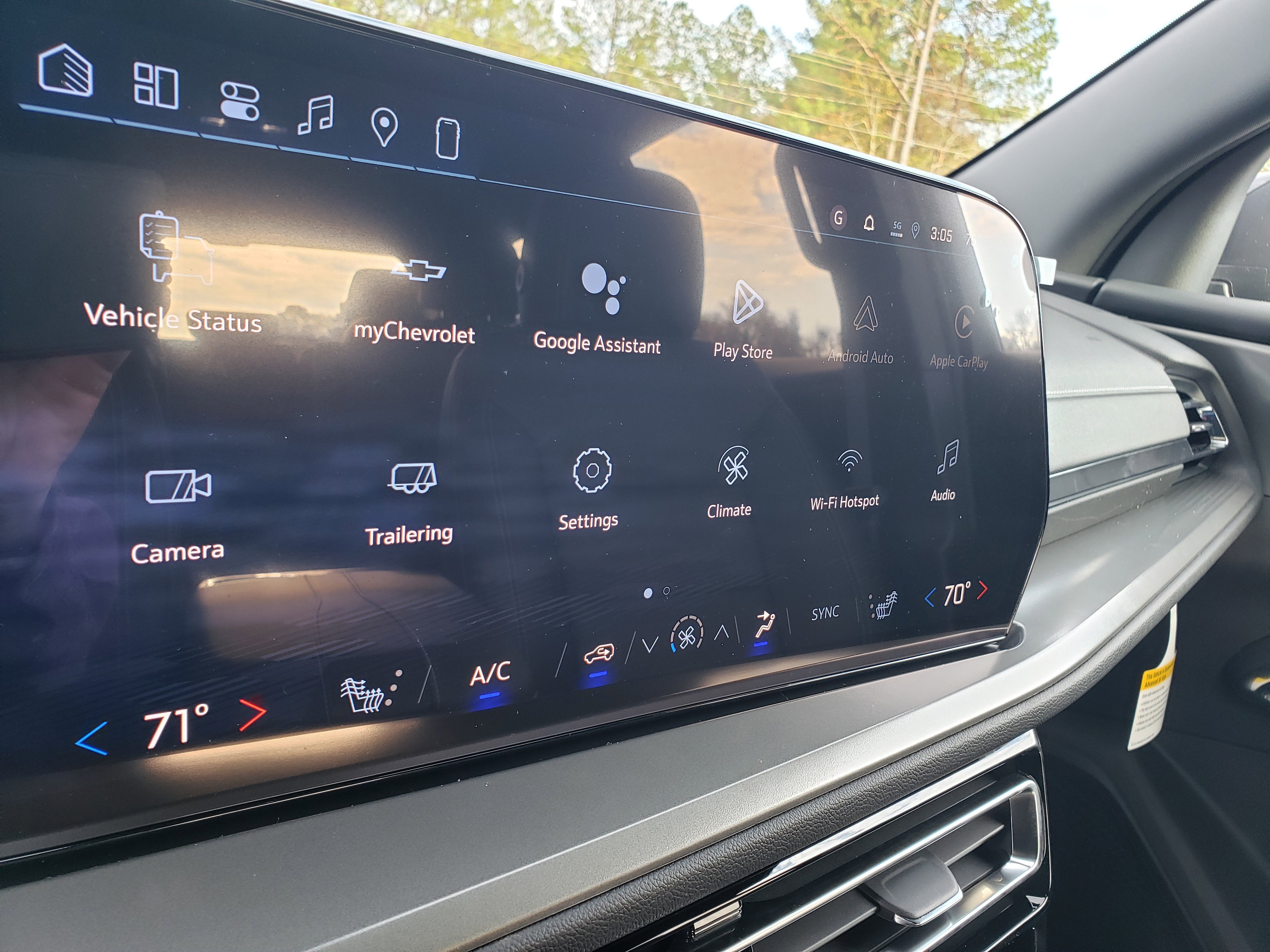 New 2026 Chevrolet Traverse LT w/ Midnight/Sport Edition image 23