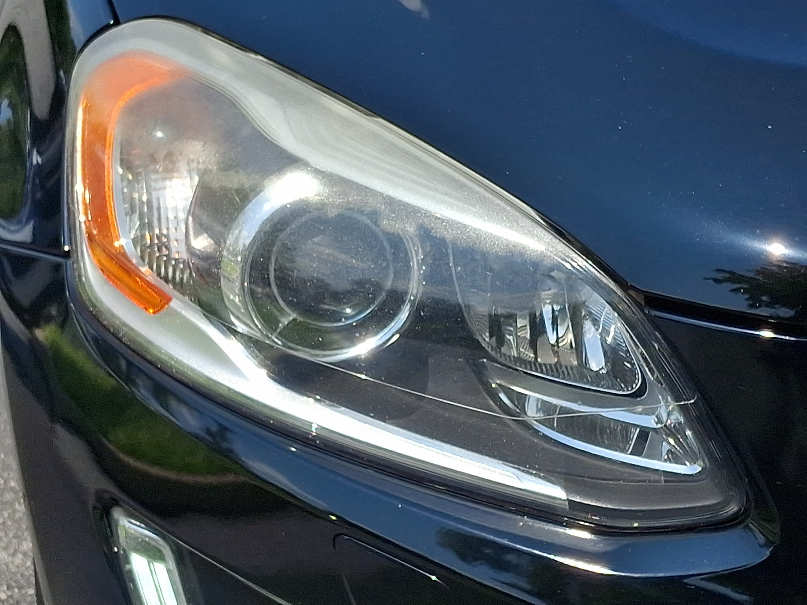 Used 2015 Volvo XC60 T5 Platinum w/ Climate Package AWD/4WD image 9