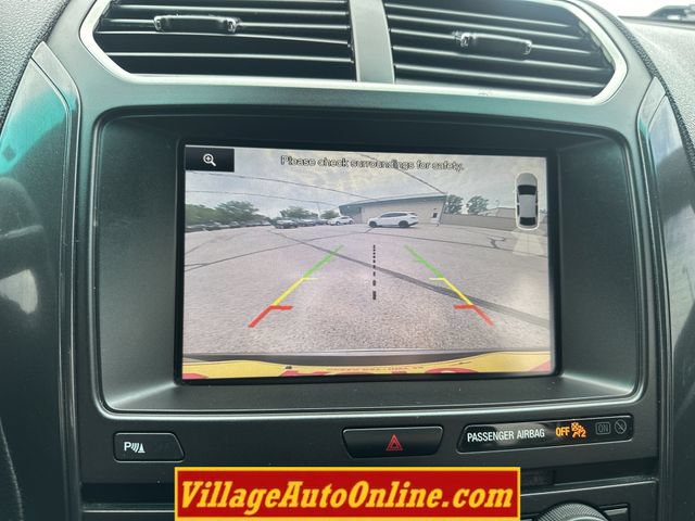 Used 2016 Ford Explorer XLT w/ Equipment Group 201A AWD/4WD image 22