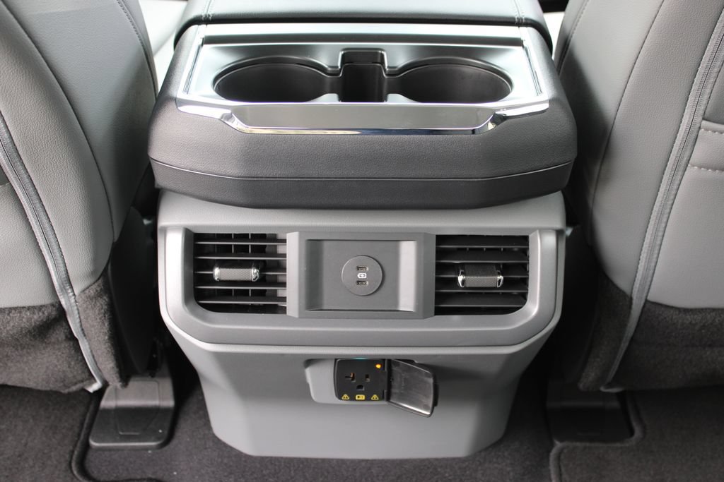 New 2025 Ford F150 Lightning Flash AWD/4WD image 11