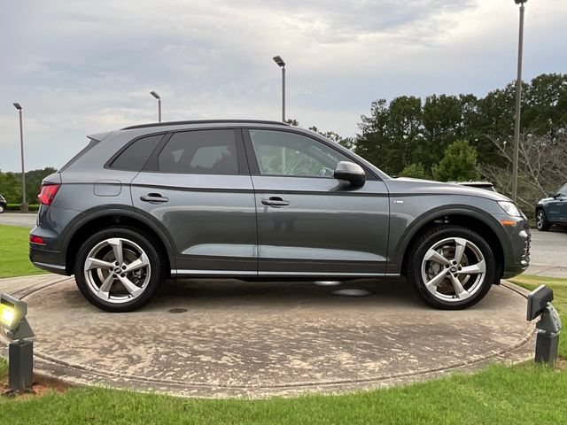 Used 2020 Audi Q5 2.0T Titanium Premium Plus AWD/4WD image 8