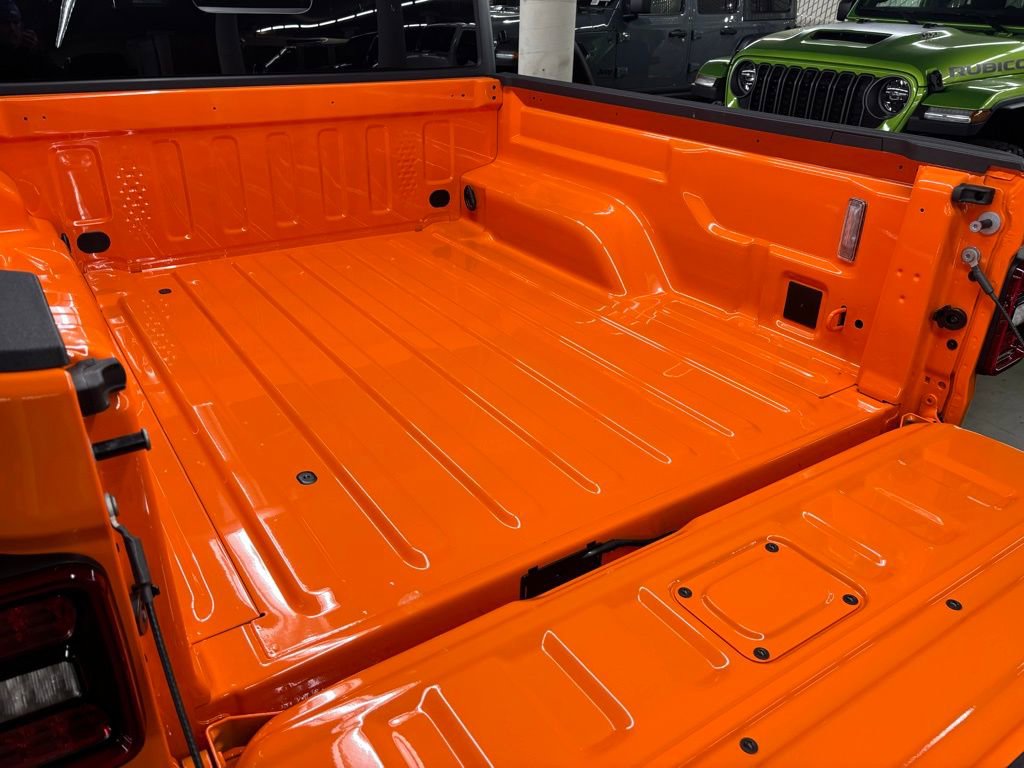 New 2025 Jeep Gladiator Rubicon w/ Safety Group image 8