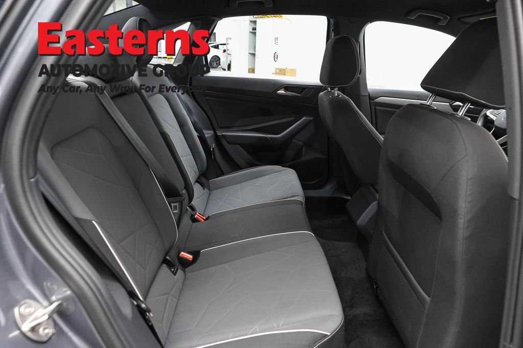 Used 2025 Volkswagen Jetta Sport FWD image 22