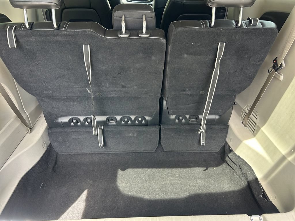 Used 2023 Chrysler Pacifica Touring-L FWD image 18