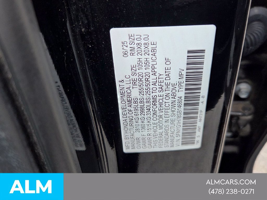 Used 2025 Honda Pilot Touring image 6