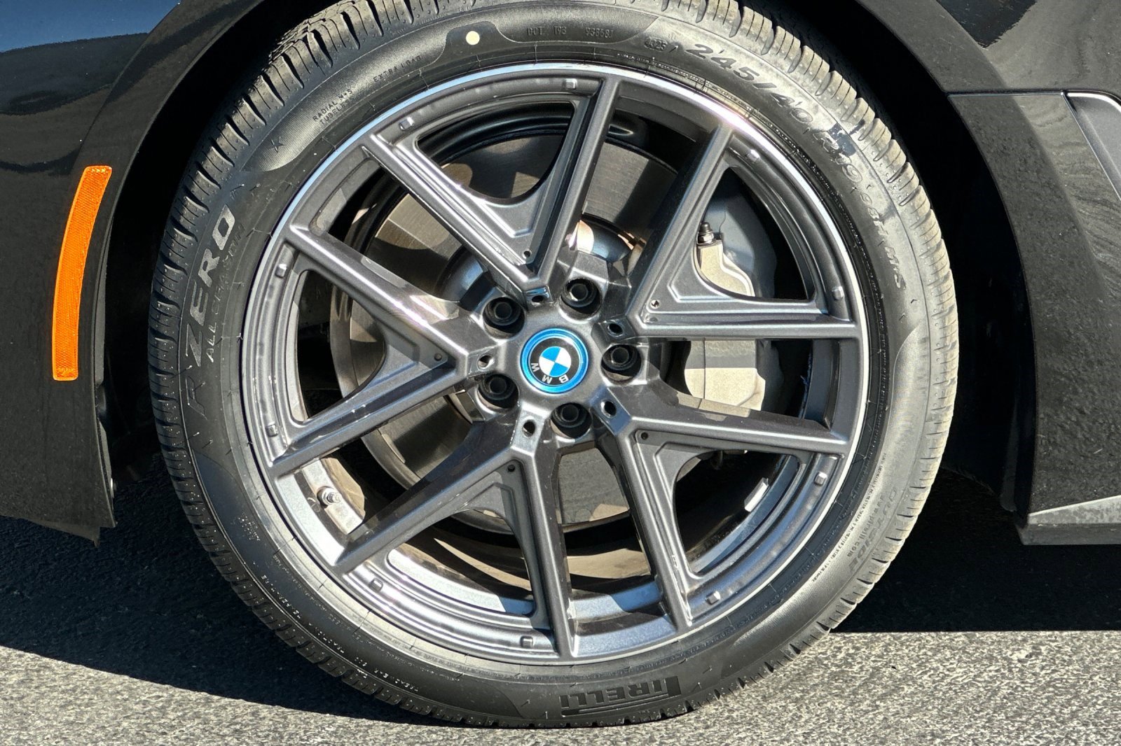 Certified 2024 BMW i4 eDrive35 w/ Convenience Package image 37