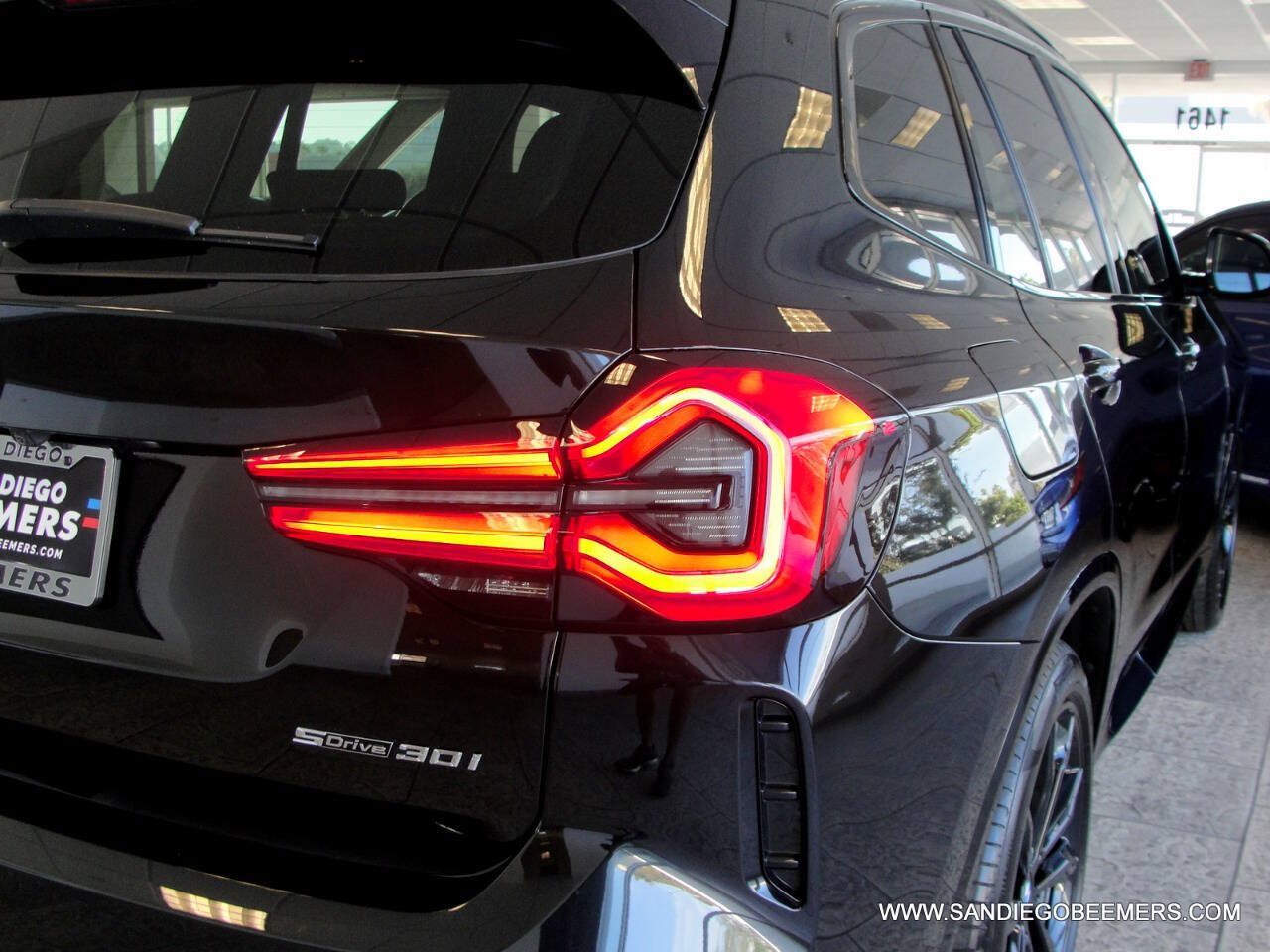 Used 2023 BMW X3 sDrive30i w/ M Sport Package RWD image 6
