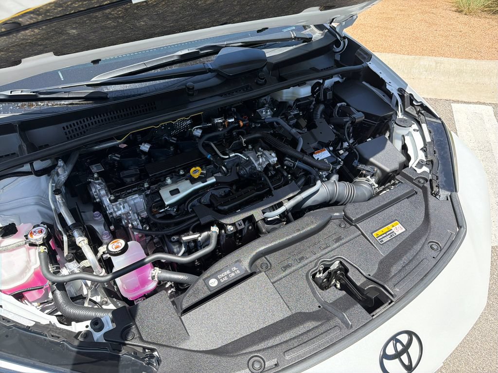 Used 2025 Toyota Prius FWD image 16