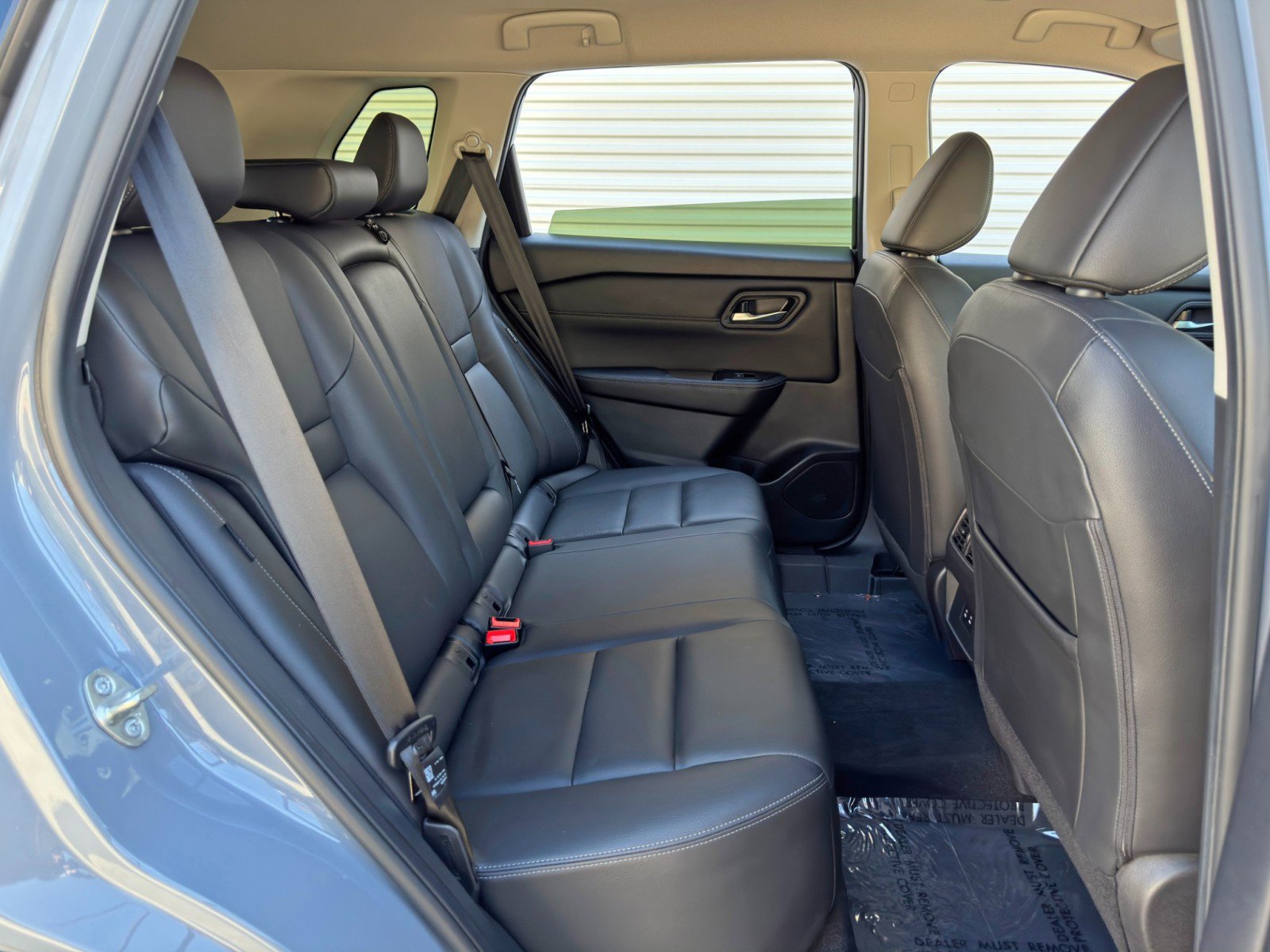 Used 2024 Nissan Rogue SL FWD image 34