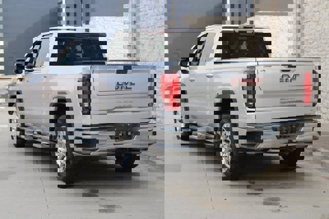 Used 2020 GMC Sierra 1500 SLT w/ SLT Premium Package image 3