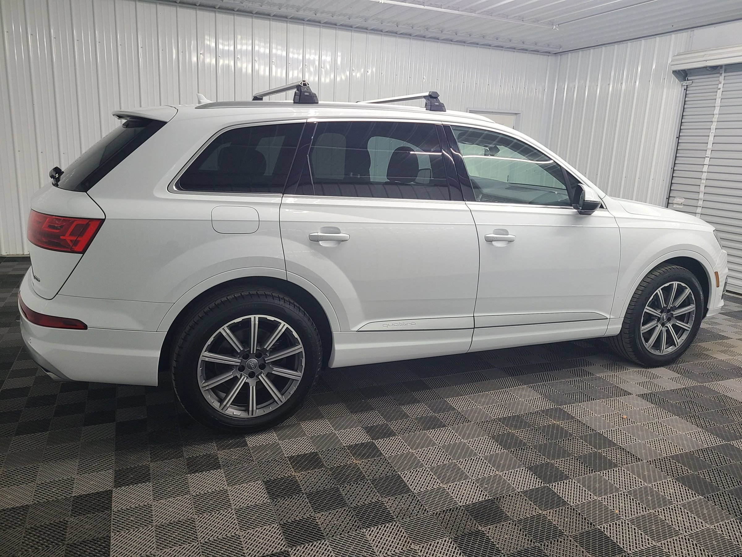 Used 2018 Audi Q7 2.0T Premium Plus AWD/4WD image 11