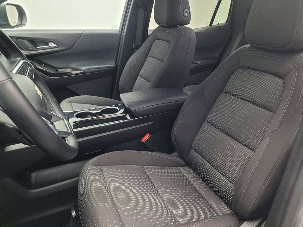 Used 2025 Chevrolet Equinox LT image 17