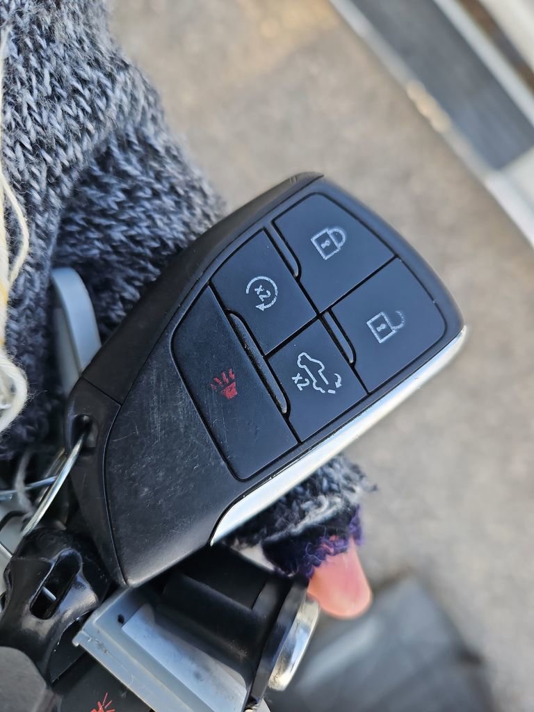 Used 2023 Chevrolet Silverado 1500 RST w/ Z71 Off-Road Package image 32