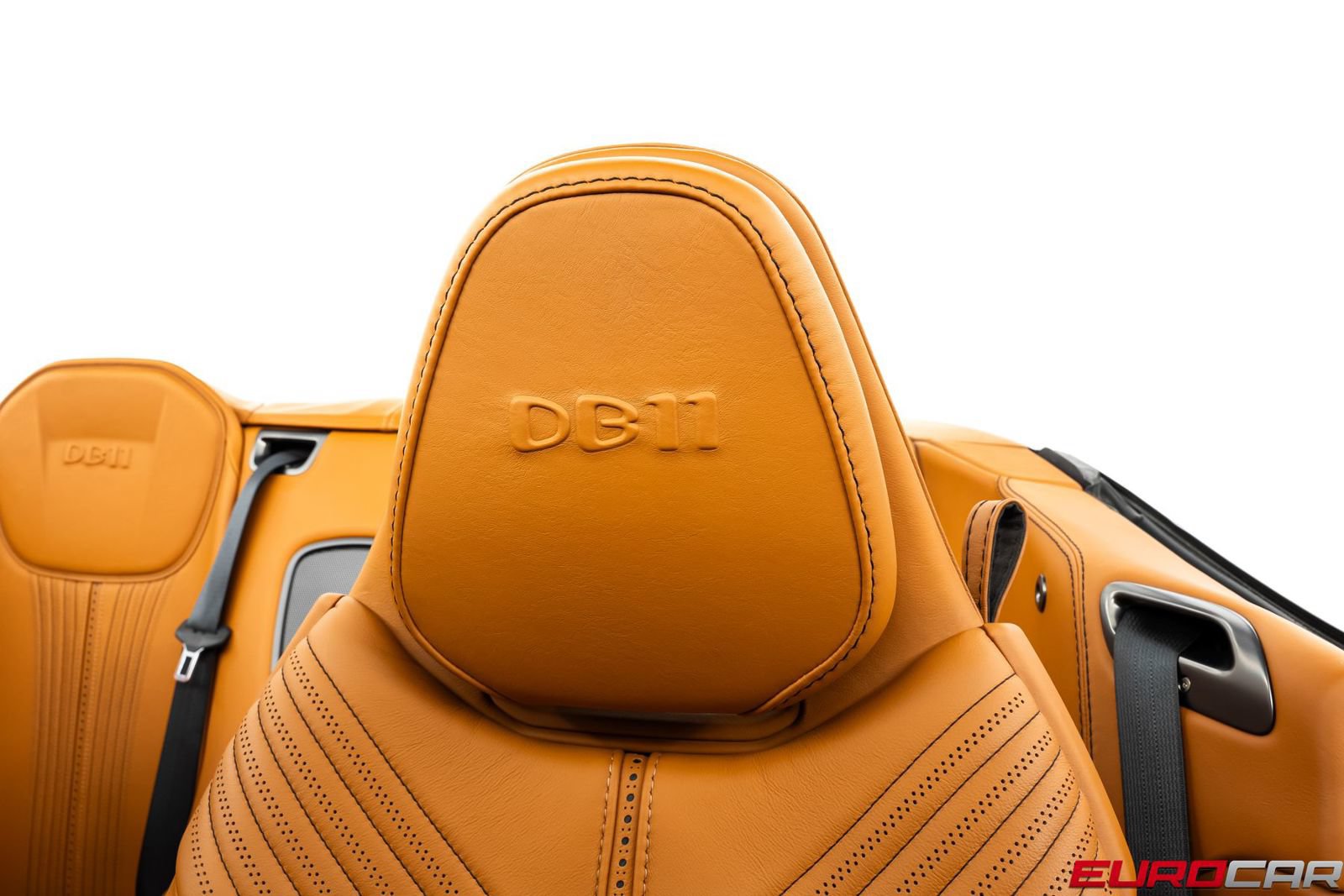 Used 2019 Aston Martin DB11 Volante RWD image 39