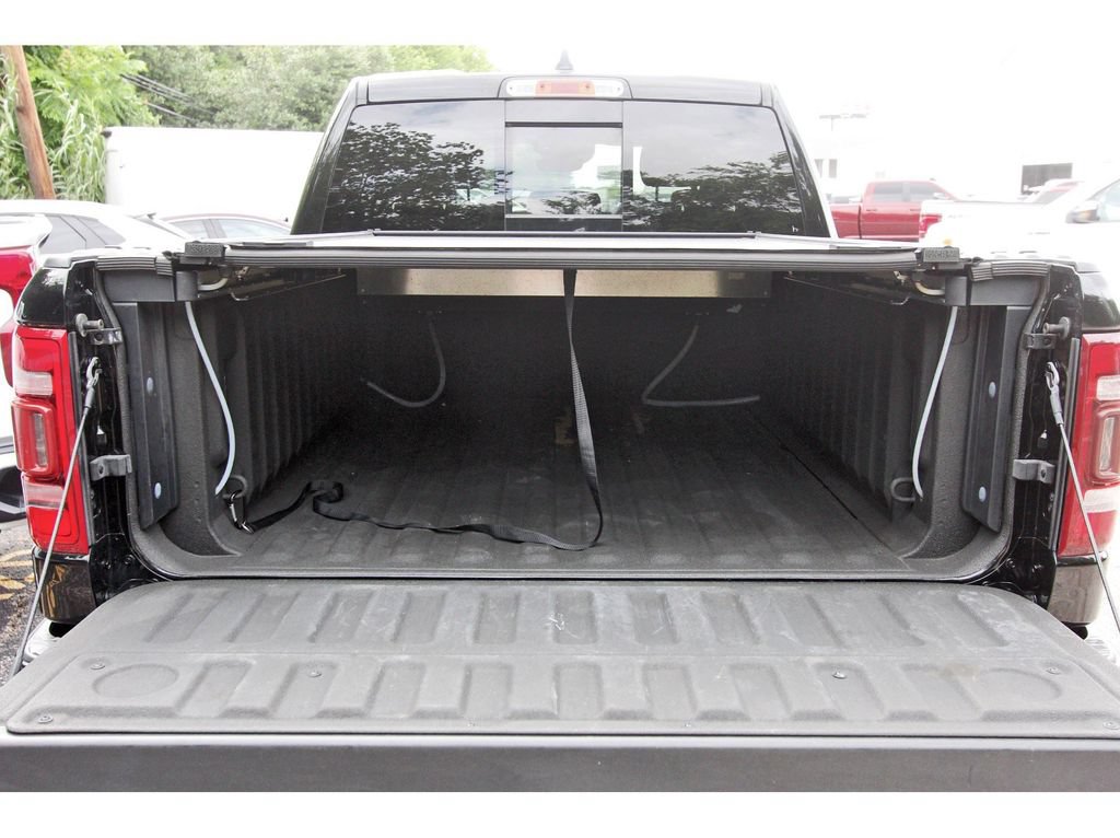 Used 2023 RAM 1500 Limited w/ Body Color Bumper Group AWD/4WD image 6