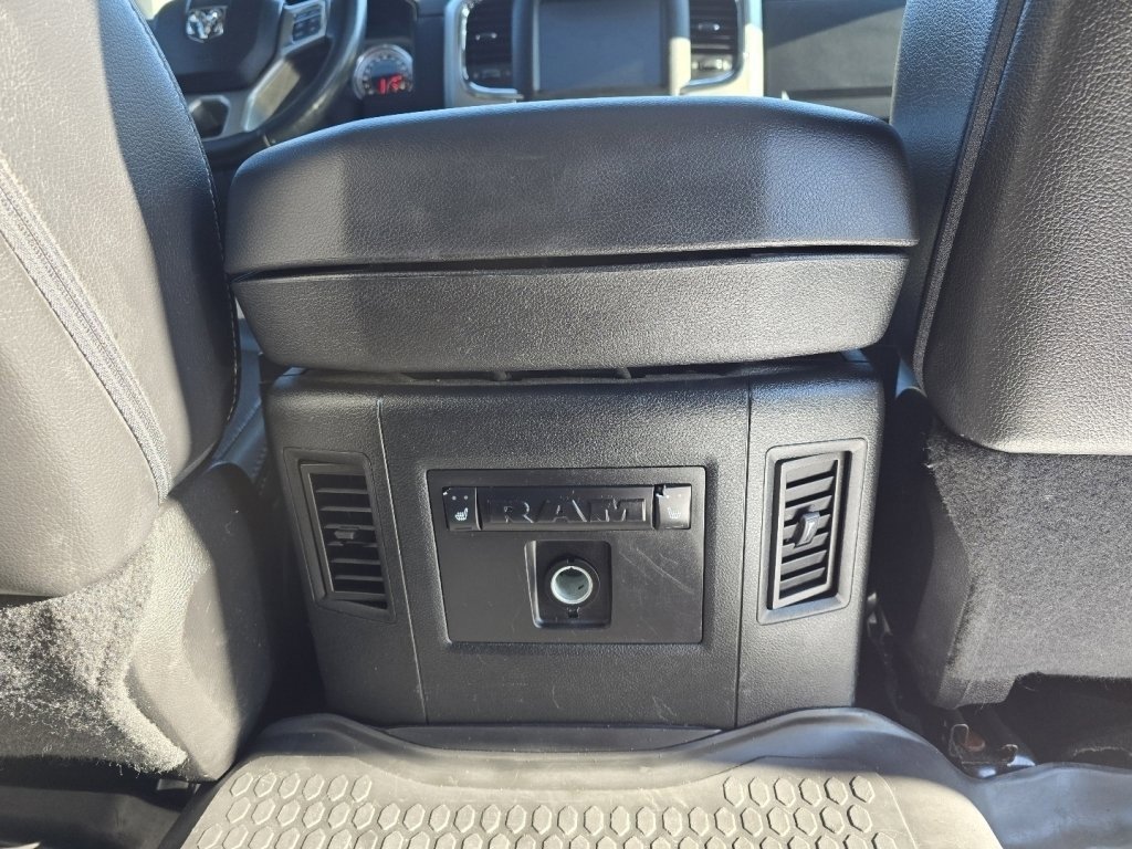 Used 2016 RAM 1500 Laramie image 18