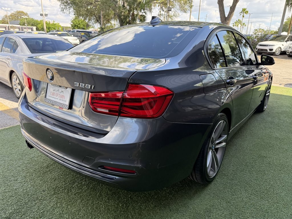 Used 2016 BMW 328i Sedan w/ Driver Assistance Package image 6