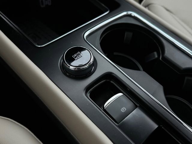 New 2026 Lincoln Corsair Premiere image 33