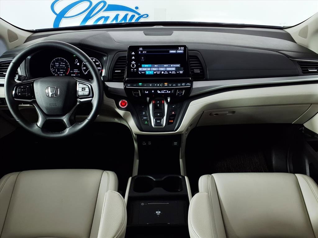 Used 2025 Honda Odyssey EX-L image 13